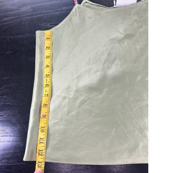 Silky Slip Cami- Green- Size Medium- Pink strap detailing- y2k casual - Picture 3 of 8